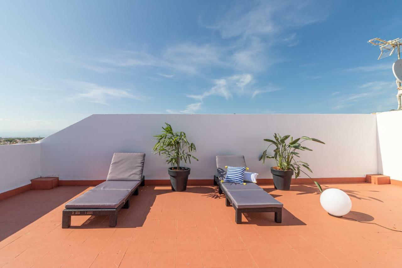 Holidays Port Ducal 3 Jacuzzi Apartment *
